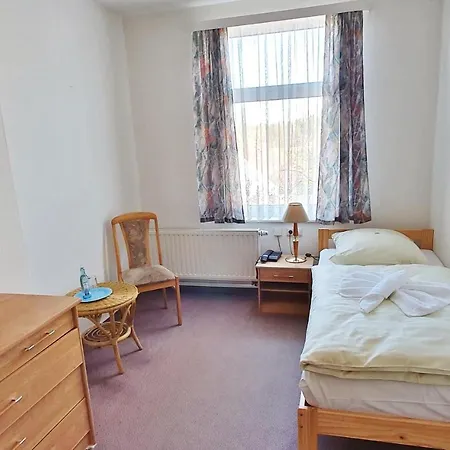 Zittauer Huette 호텔 *