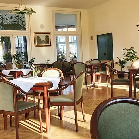 Zittauer Huette 호텔 *