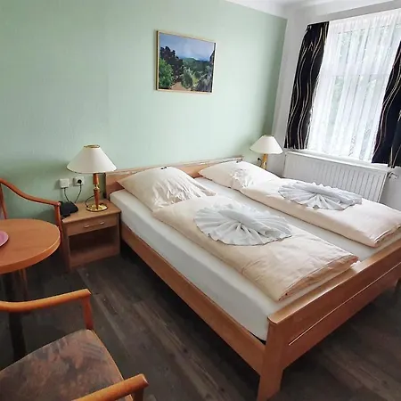 Zittauer Hütte * Kurort Jonsdorf