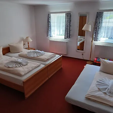 호텔 Zittauer Huette *